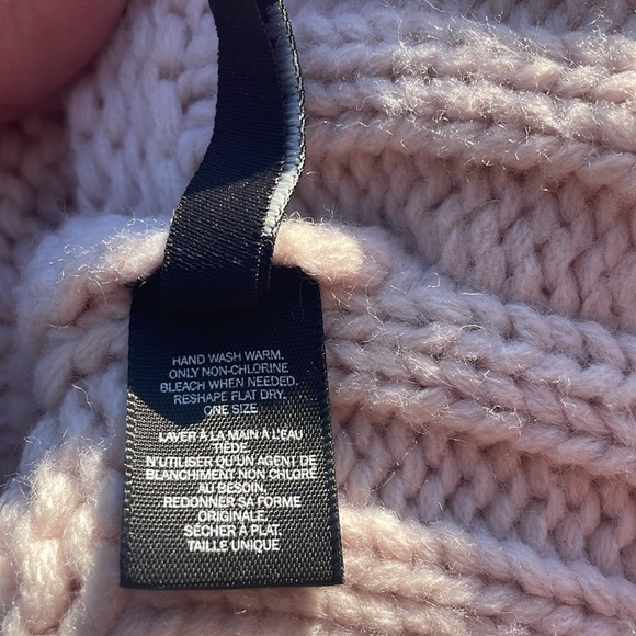 Matching Hat and Scarf - Picture 3 of 6